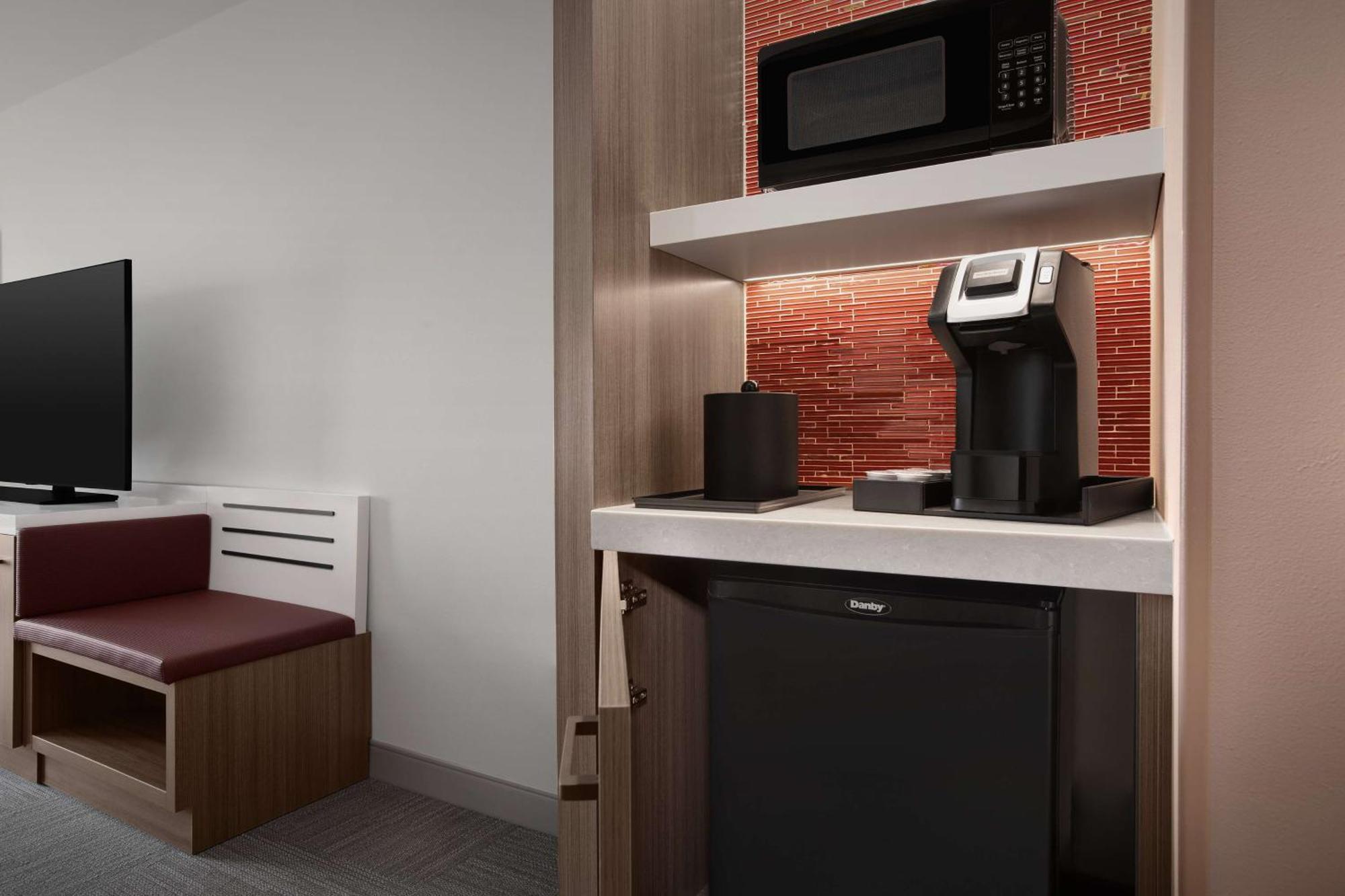 Hilton Garden Inn Denver Airport Tower Road Dış mekan fotoğraf